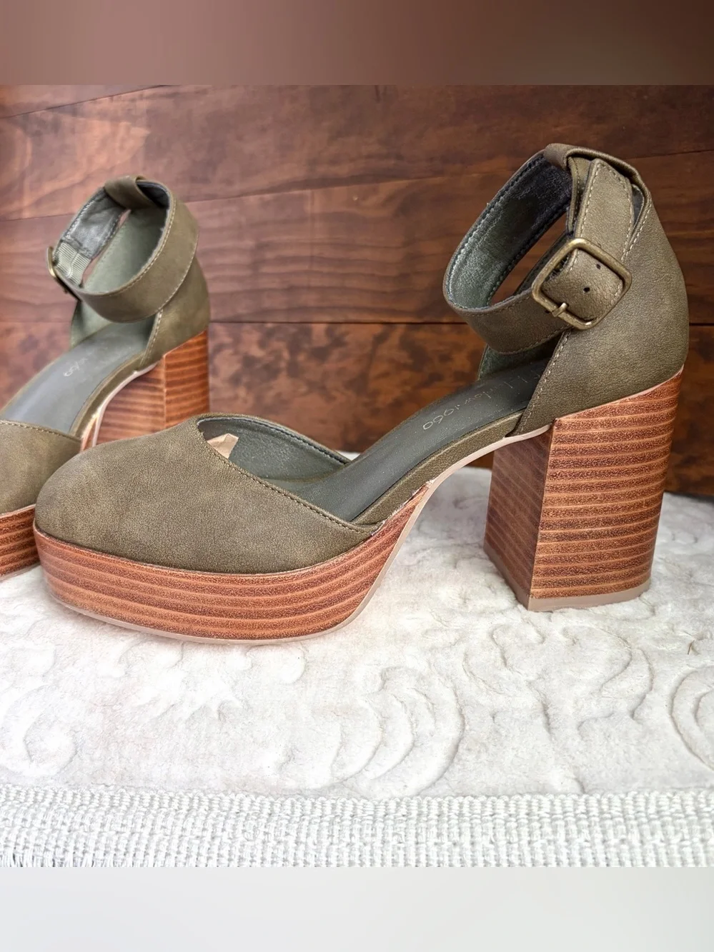 HOUSE OF HARLOW 1960 Sz 8.5M Green Platform Block Heel Earthy Boho Chic - Picture 12 of 16